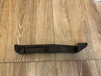 Serija 5 e60 e61 lijevi poklopac sjedala BMW prednji 7068501 lajsna