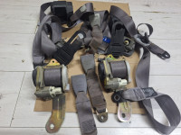 sigurnosni pojasevi nissan micra 97g.