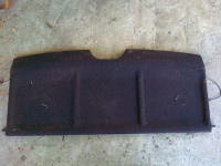 Škoda Felicia (96,) zadnja polica