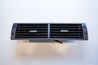 Središnja rešetka ventilacije Audi A4 B6 8E0820951H 3zq