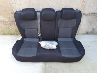Stražnja sjedala za Megana 4 (IV) sa pojasevima