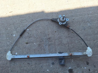 zl podizac stakla rucni mazda 6 karavan 2003g.