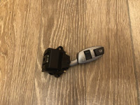 6959987 PREKIDAČ BRISAČA ORIGINAL BMW 7 E65 E66 ručica s gumbom