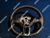 KOLO VOLANA / OBRUČ VOLANA / VOLAN PEUGEOT 208 98084115ZD