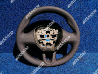 KOLO VOLANA / OBRUČ VOLANA / VOLAN PEUGEOT 208