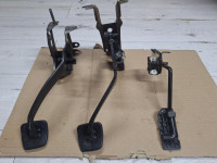 papučice nissan micra 97g.