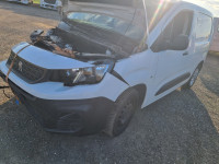 peugeot partner,citroen berlingo,dijelovi vrata,most,vezni lim, 2021