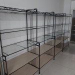 željezne i drvene police za trgovine ili za dom