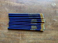Grafitne olovke 10 kom novo