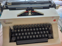 Pisaća mašina - Olympia