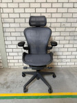 Refurbished Herman Miller Aeron Remastered Graphite - Atlas Headrest