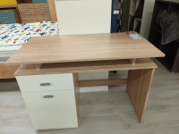 Radni/pisaći stol