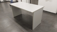 Uredski stolovi, 140 x 70 cm (super stanje)