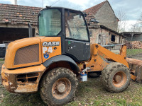 Utovarivač Case 321 2016. godina
