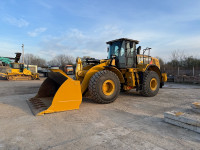 UTOVARIVAČ CAT966M - 2015.