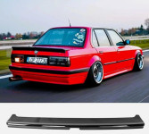 BMW E30 Limo, Coupe + Cabrio 82-93 Spojler Lip Gepeka Crni Sjajni MT1