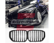 BMW X5 G05 (18-23) - Prednja maska Performance (piano crna)