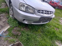 hyundai accent prednji branik 2001g