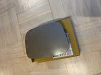 Prodajem staklo za desni retrovizor VW T5