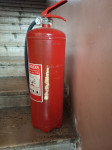 aparat za gašenje 9 kg