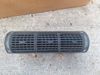 audi a4 b5 sredisnji otvor ventilacije