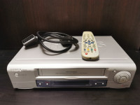 Philips VR530 VHS videorecorder ispravan testiran uredan + daljinski