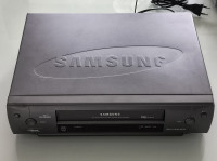 Samsung VHS player – rabljeno, odlično stanje