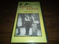Laurel & Hardy: Be Big VHS