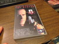 VHS KASETA THE HUNTED LOVINA CHRISTOPHER LAMBERT