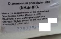 Amonijev hidrogen fosfat ((NH4)2HPO4)