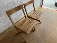 Drveni sklopivi stolci x2