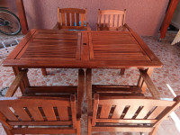 Drveni stol+4 stolice