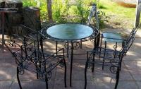 Stol i stolice kovano željezo, povoljno