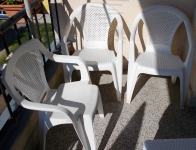 stolice za balkon,dvorište,vikendicu plastične bijele - Beli Manastir