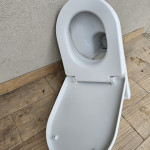 Laufen zidna wc školjka