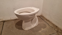 Rabljena WC školjka Zoom