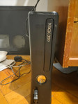 Xbox 360 250gb, 2 kontrolera sa ssd om i modifikacijom