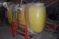 Traktorska prskalica M-612