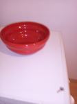 crvena keramička zdjela
