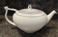 Porculanski čajnik Escenbasch - novo