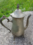 stari srebrni čajnik