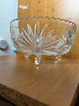 Velika kristalna zdjela na nožicama – reljefni uzorak