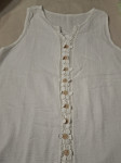 BIJELA BLUZA VEL 40/42 - NOVO