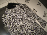 BLUZA-MAJICA-KOŠULJA VEL. 40 - NOVO