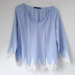 Boho plava bluza sa čipkom 40 novo