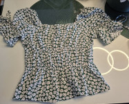 ROMANTIČNA BLUZA VEL 36 - NOVO