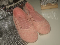 ROZA ČIPKANE CIPELE BR. 37 NOVO