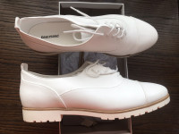 Bijele nove ženske cipele br.41 na vezice