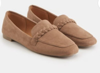 SMEĐE CIPELE  BR.37