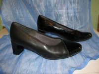 Cipele ž. Jenny by Ara, crne mat-lakirane. Vel.4 1/2, oko 38, koža.